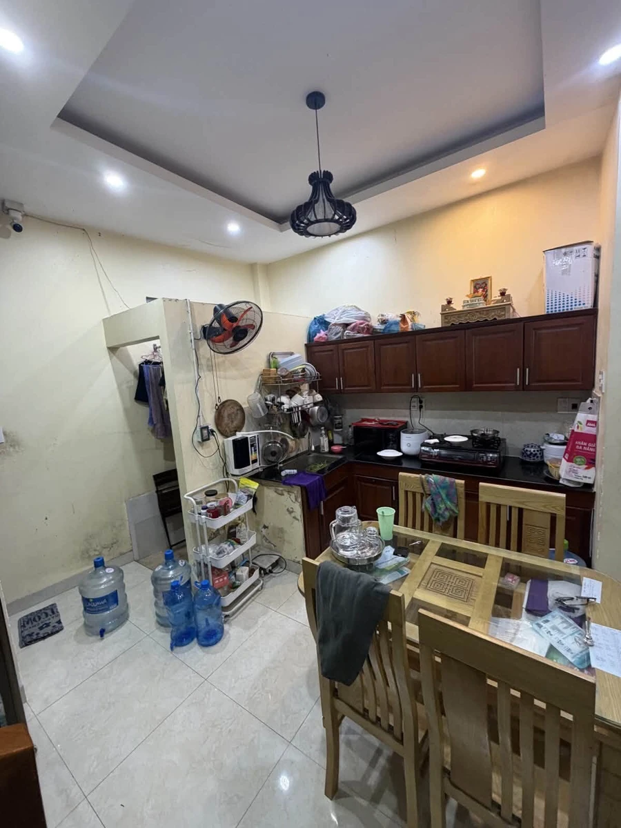 Bán nhà 2 tầng kiên cố 41m² đường 3 Tháng 2, Hải Châu, Đà Nẵng giá 3,65 tỷ - Ảnh thu nhỏ 2