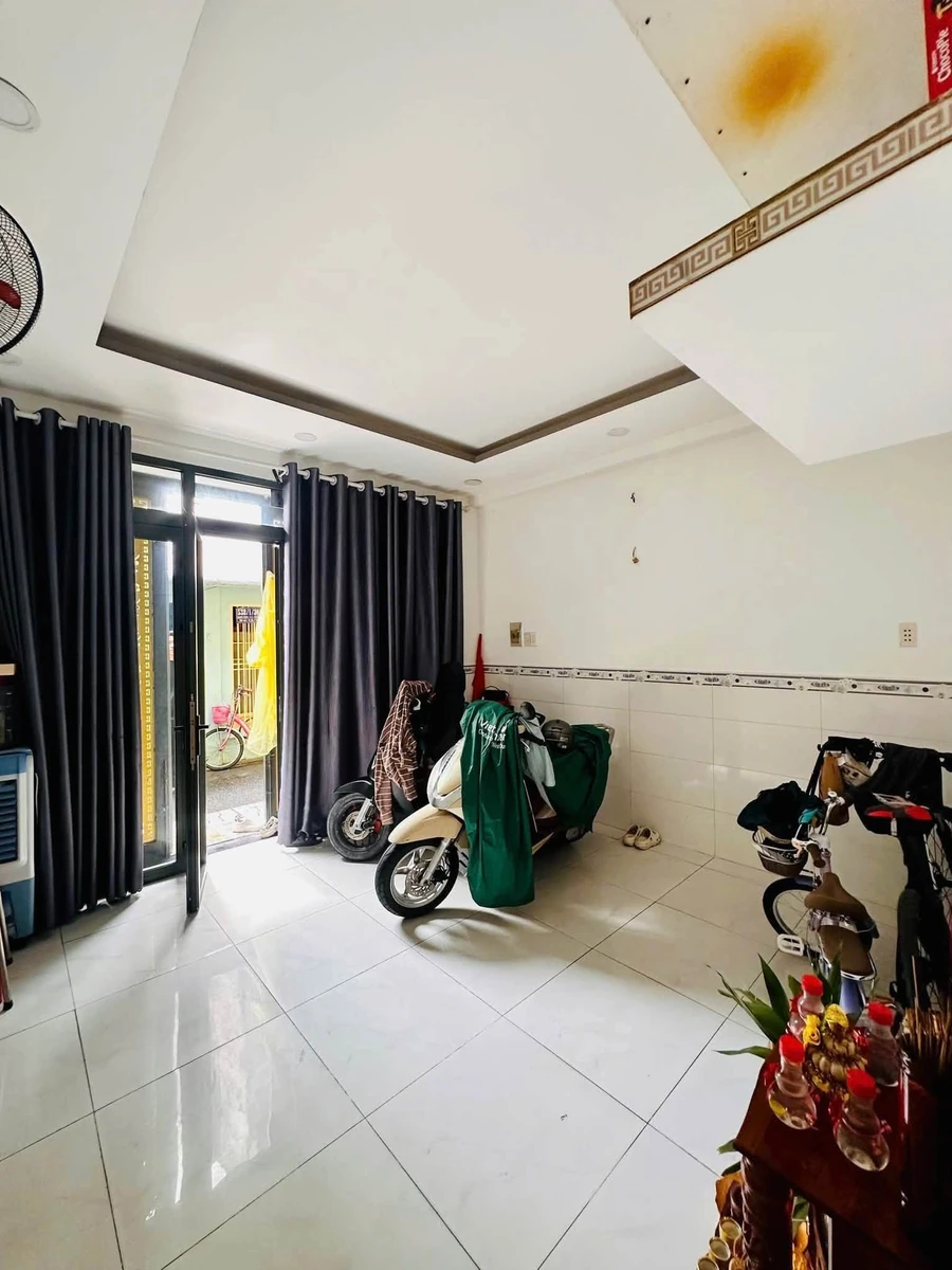 Bán nhà hẻm Quang Trung P11 Gò Vấp, 4x9,7m, 2 lầu, 4PN, giá 3,68 tỷ - Ảnh thu nhỏ 4