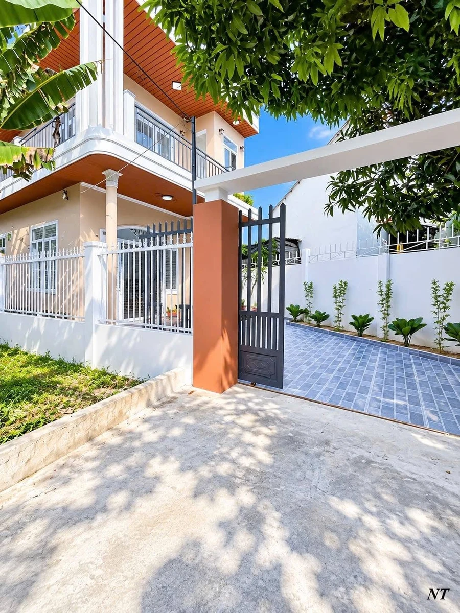 Bán nhà 2 tầng 177m2 tại Phú Lộc Đông 1, Khánh Hòa - 2,29 tỷ - Ảnh thu nhỏ 2