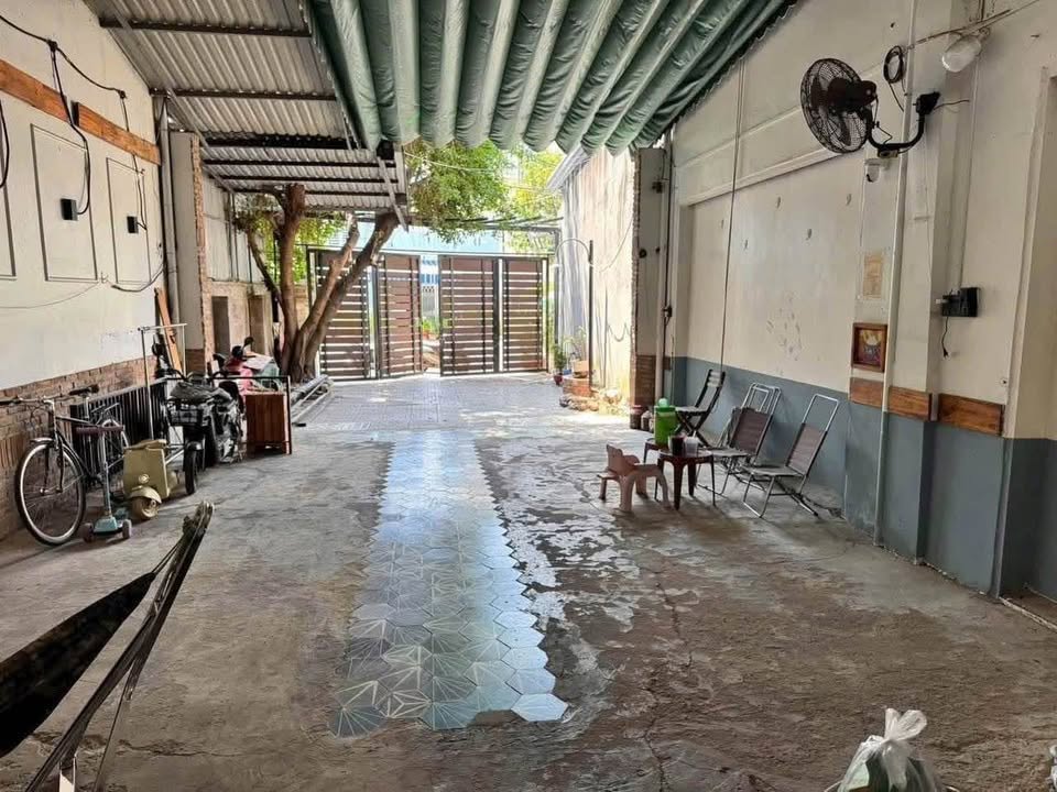 Bán nhà mặt tiền kinh doanh 154m² Bà Rịa 5 tỷ 450 - Ảnh thu nhỏ 4