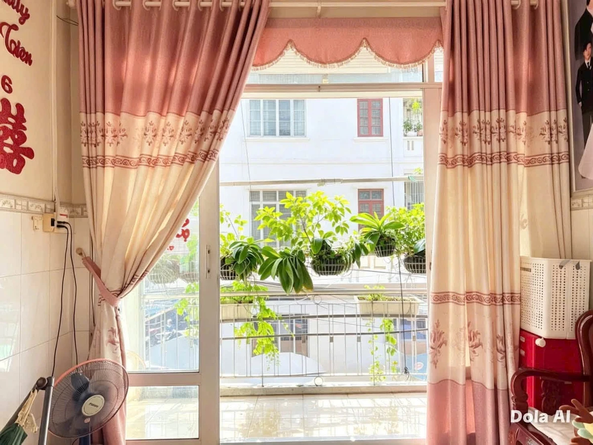 Bán nhà mặt tiền Nguyễn Bỉnh Khiêm, Bến Tre, 72m² giá 6,9 tỷ - Ảnh thu nhỏ 2