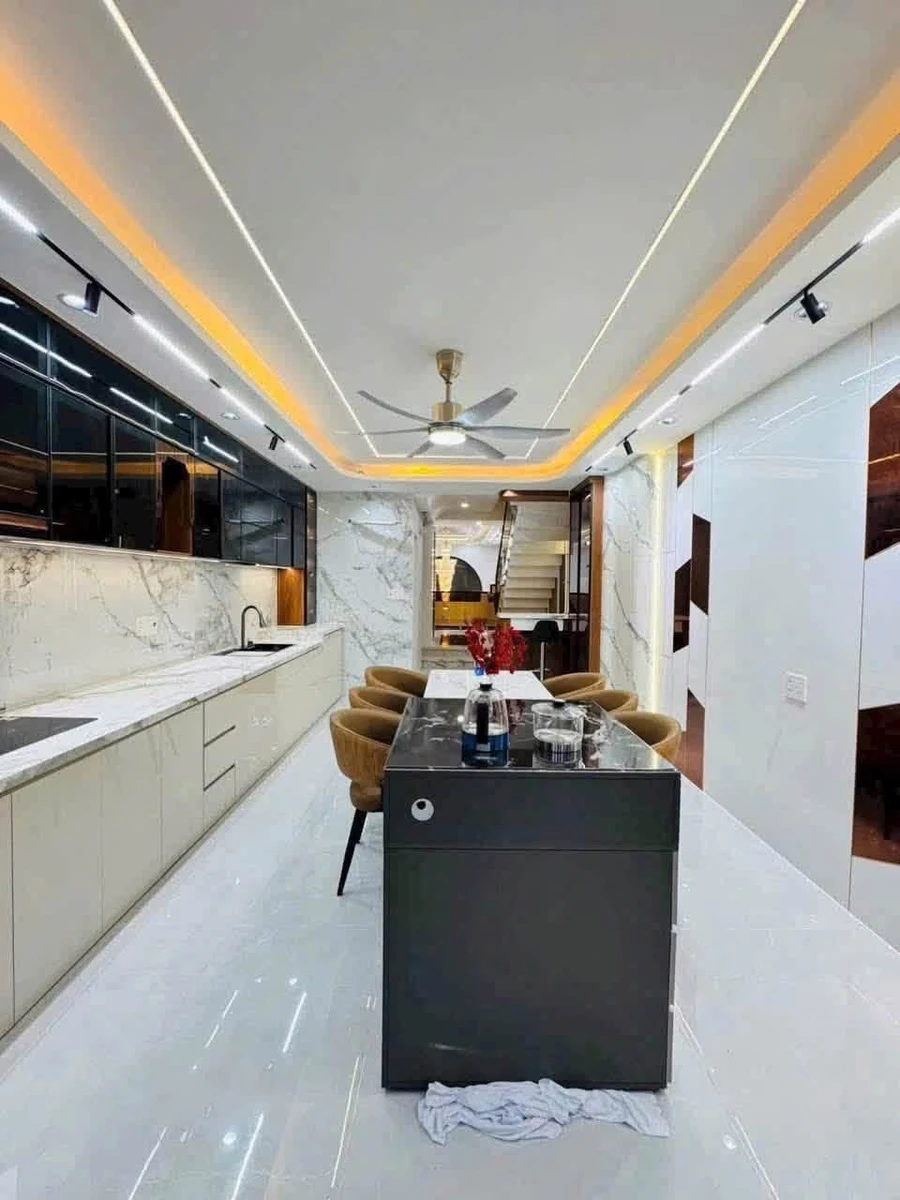 Bán nhà mặt tiền 6 tầng có thang máy 4x20m đường Lê Văn Quới, Bình Tân giá 13,99 tỷ - Ảnh thu nhỏ 4