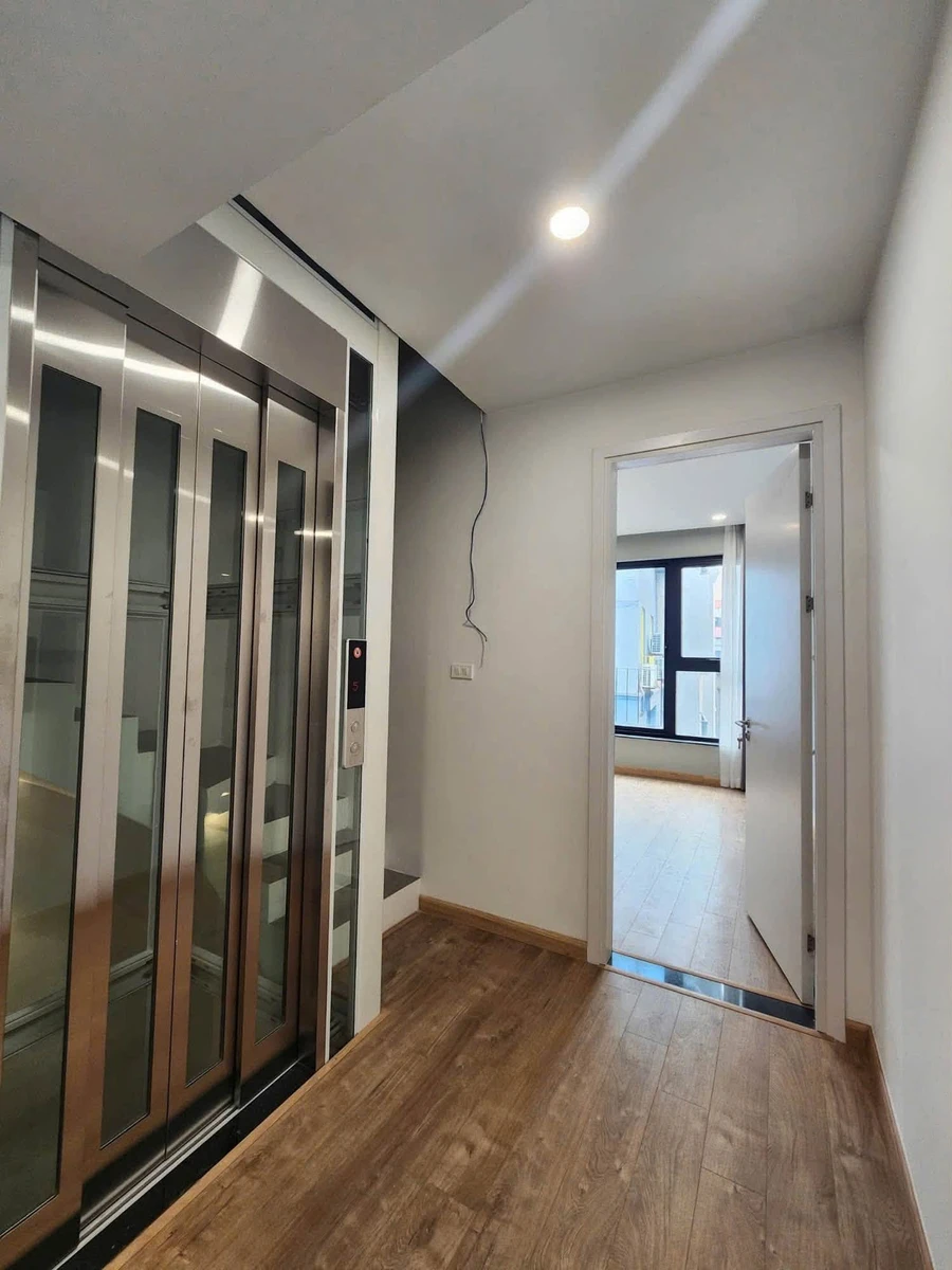 Bán nhà phân lô ô tô tránh 50m2, 6 tầng thang máy, gần Hồ Tây, Lạc Long Quân, Tây Hồ - Ảnh thu nhỏ 4