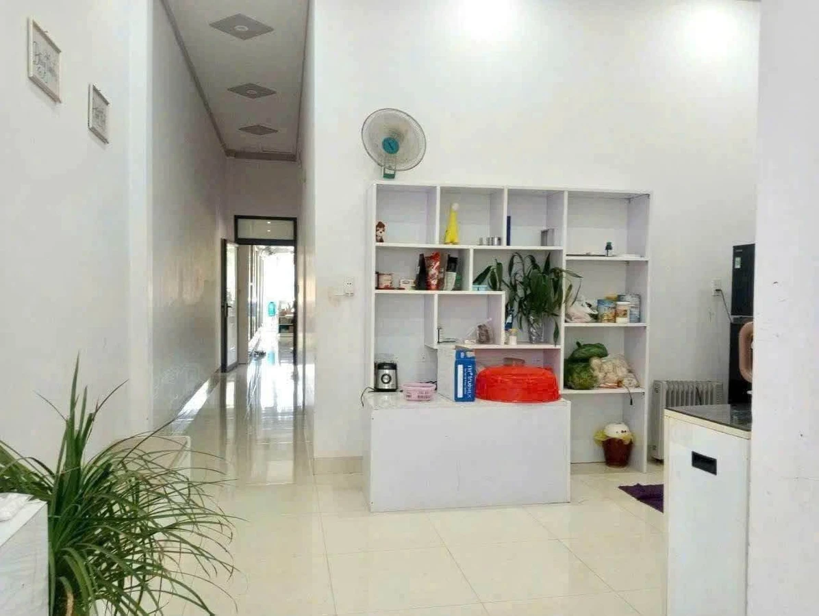 Nhà mặt tiền Y Wang 5x30m, 3 phòng, 4,49 tỷ Eakao - Ảnh 1
