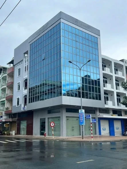Cho thuê toà nhà 570m² mặt tiền Trần Văn Khéo, Cần Thơ - 150tr/tháng - Ảnh thu nhỏ 3