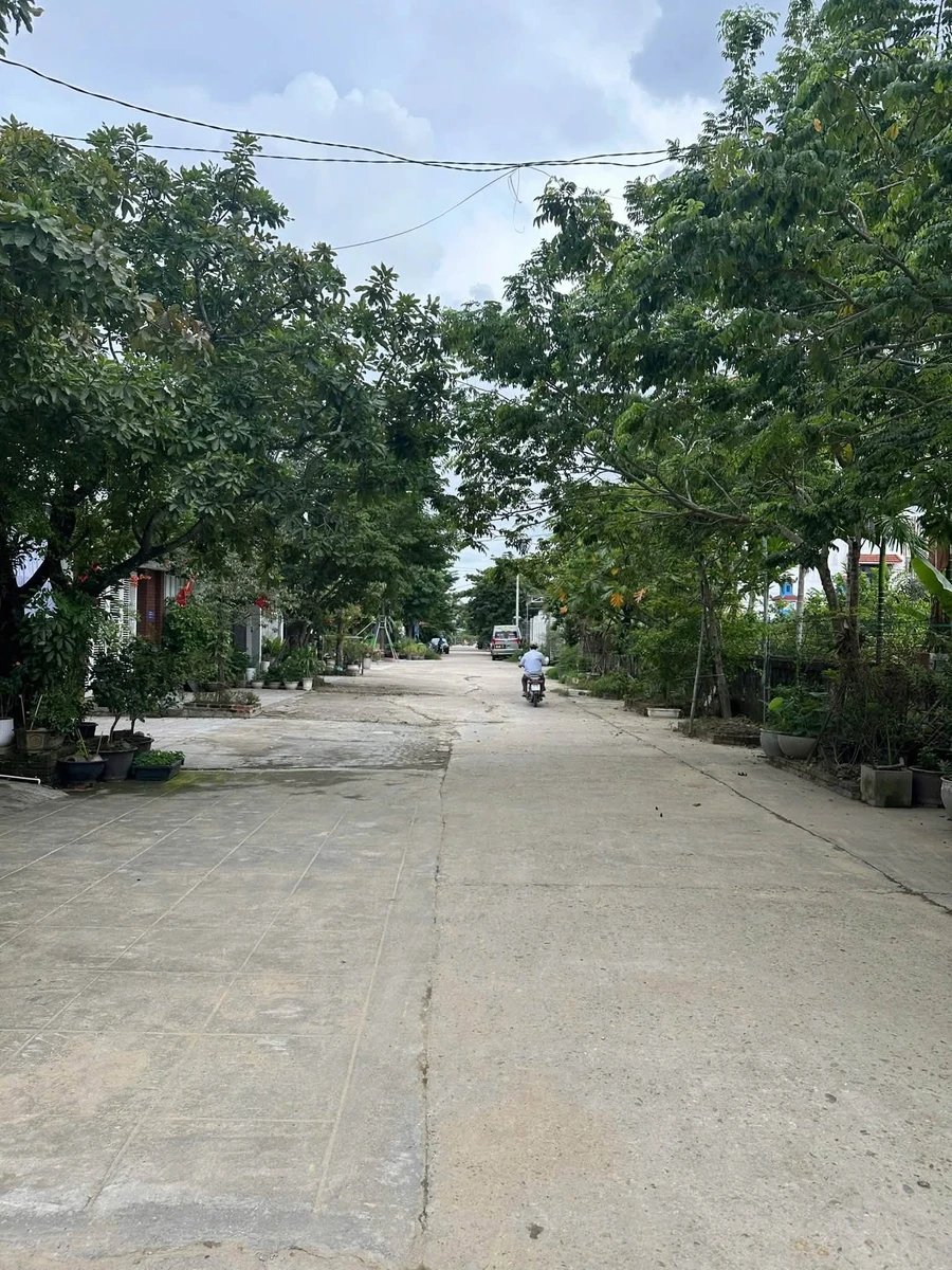Bán lô đất 95m2 Phạm Văn Đồng Huế 2,4 tỷ - Ảnh 1