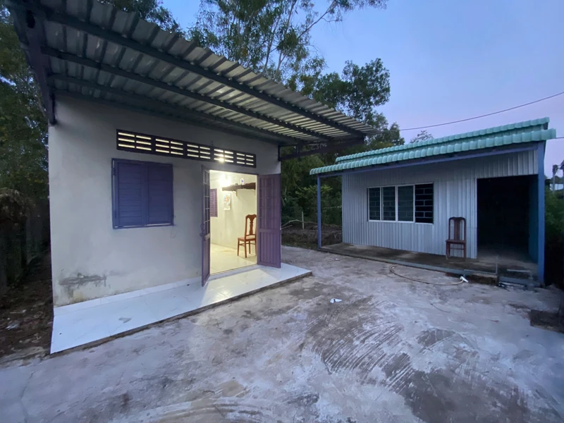 Bán nhà vườn 320m2 giá 980 triệu Dương Đông