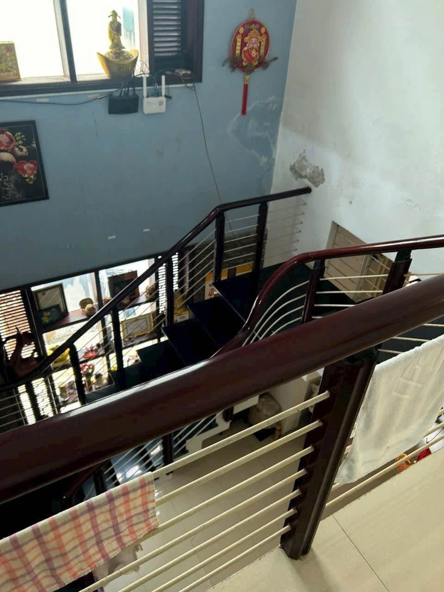 Bán nhà lầu mặt tiền đường Đinh Công Tráng, Buôn Ma Thuột, 9,8x24,5m, giá 9,5 tỷ - Ảnh thu nhỏ 3