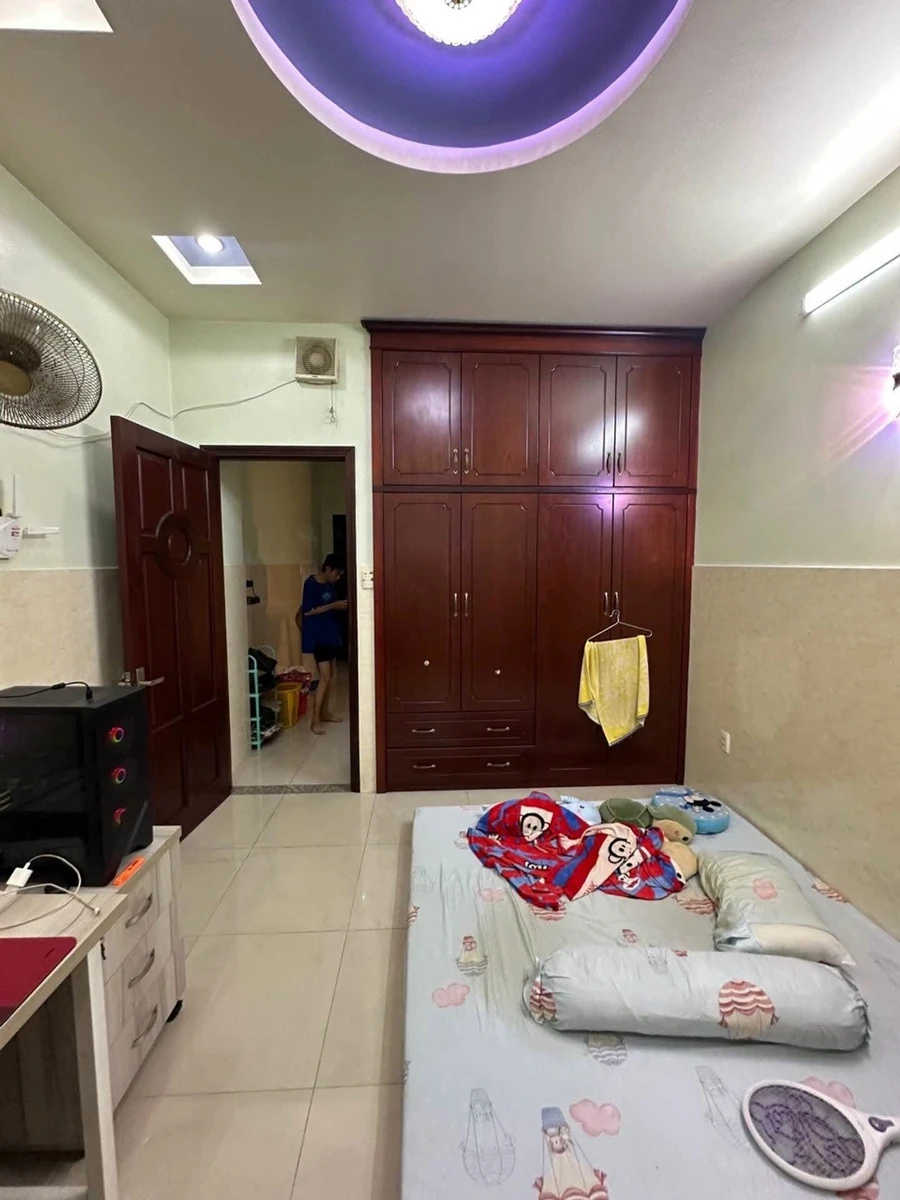Bán nhà 5 tầng MT Phạm Văn Chí Q.6, 205,6m2, 12,5 tỷ - Ảnh thu nhỏ 4
