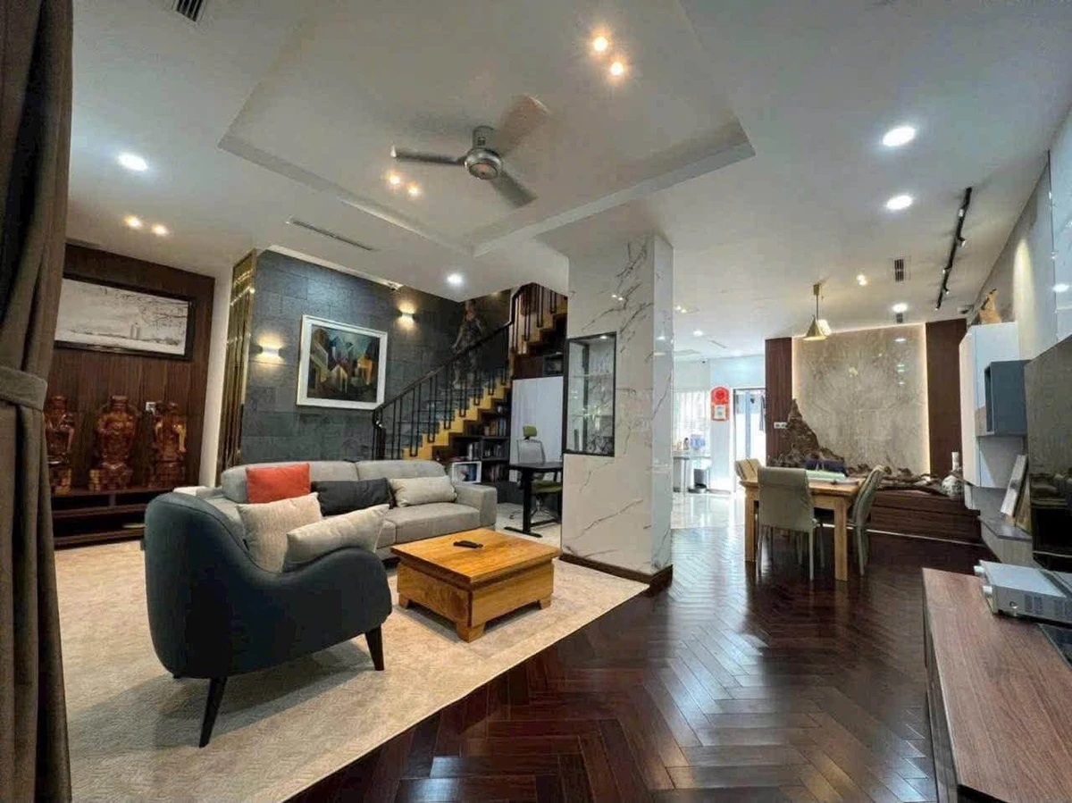 Cho thuê biệt thự Mỹ Thái 1B Phú Mỹ Hưng Quận 7, 126m2, 4PN, 50 triệu/tháng - Ảnh thu nhỏ 3