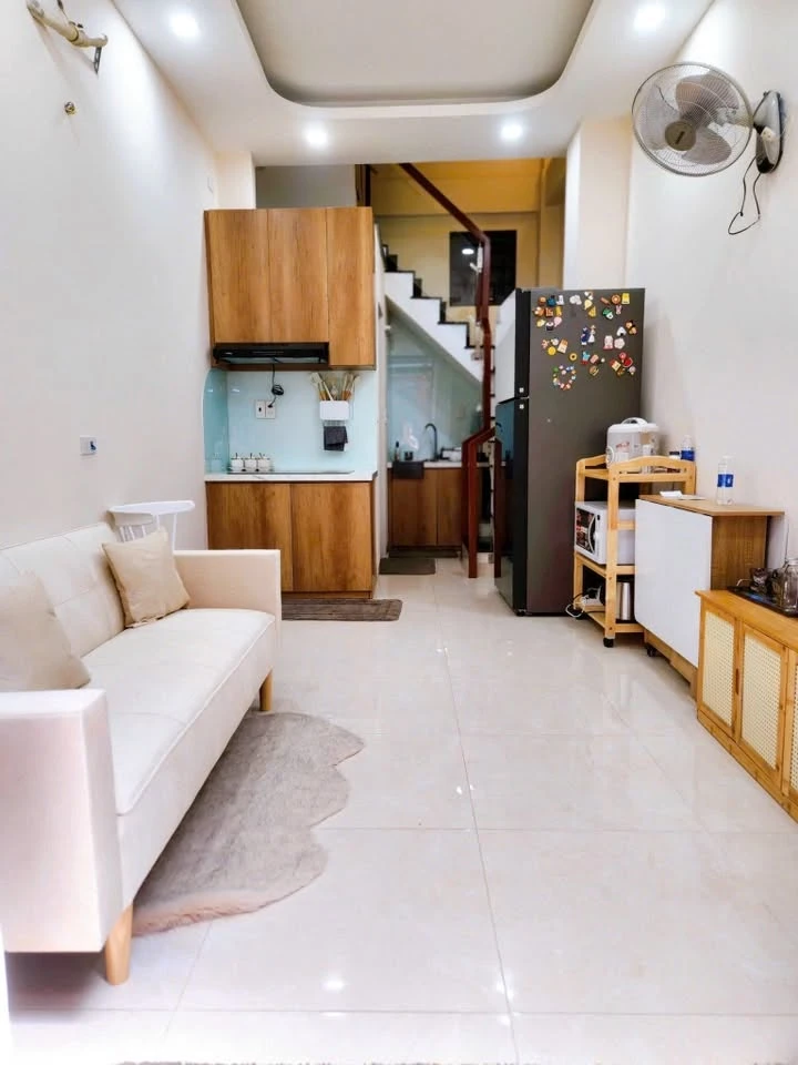 Bán nhà hẻm Đoàn Văn Bơ 4 tầng 3x7m, Phường 9 Quận 4, giá 5,5 tỷ - Ảnh thu nhỏ 2