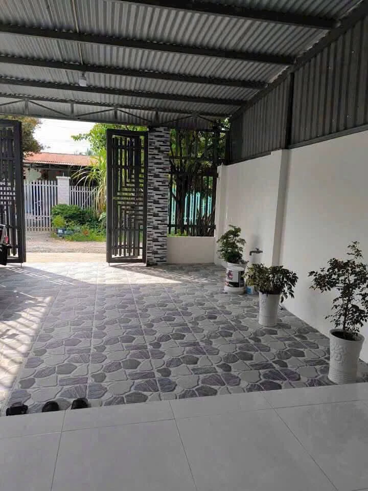 Bán nhà phố 3 PN sân ở, 140m², Bàu Năng 900 triệu - Ảnh thu nhỏ 3