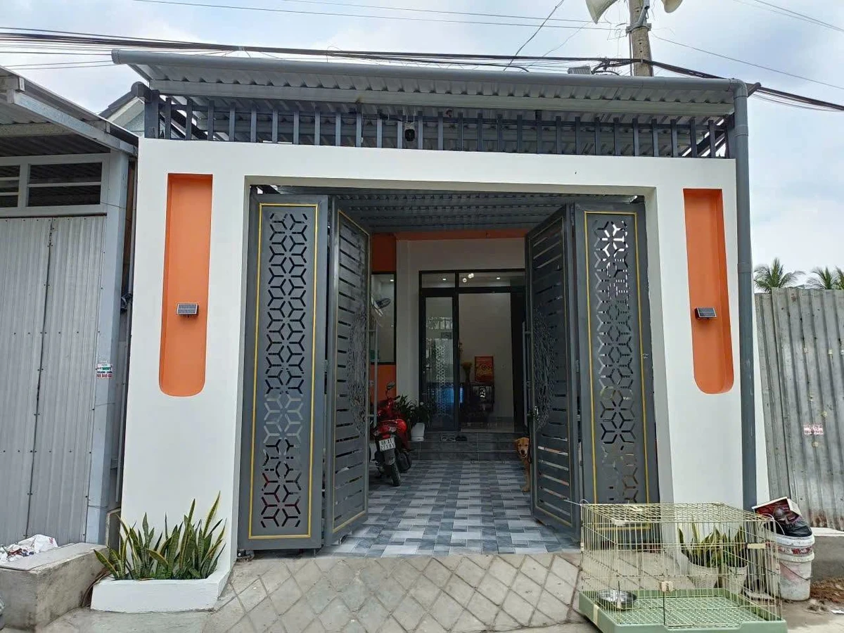Bán nhà mặt tiền Nguyễn Văn Nhị 3PN 100m² 1,99 tỷ Nhà Bè - Ảnh thu nhỏ 2