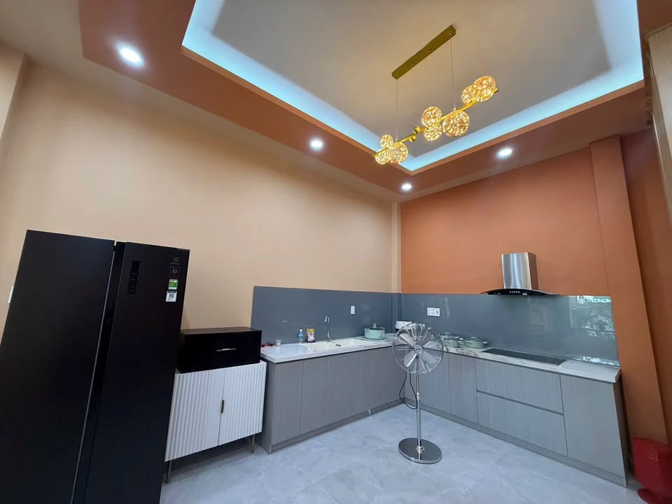 Bán nhà 3 tầng 5PN 113.6m² gần biển Hòn Chồng, Nha Trang - Ảnh thu nhỏ 4