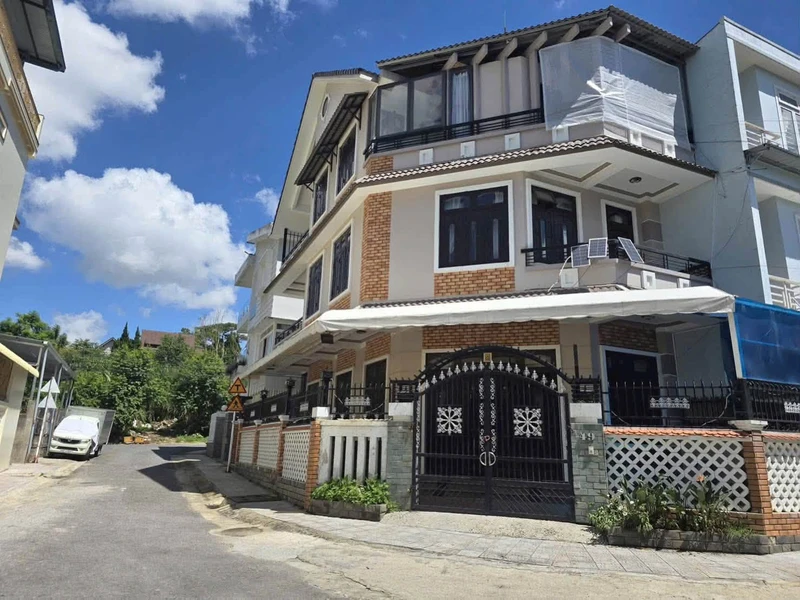 Bán nhà 2 mặt tiền 120m² Khu quy hoạch Yersin Đà Lạt