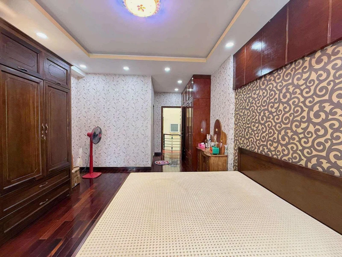 Bán nhà hẻm xe hơi 74m2, 4 tầng, 4PN gần cầu đỏ Nguyễn Xí, Bình Thạnh - Ảnh thu nhỏ 4