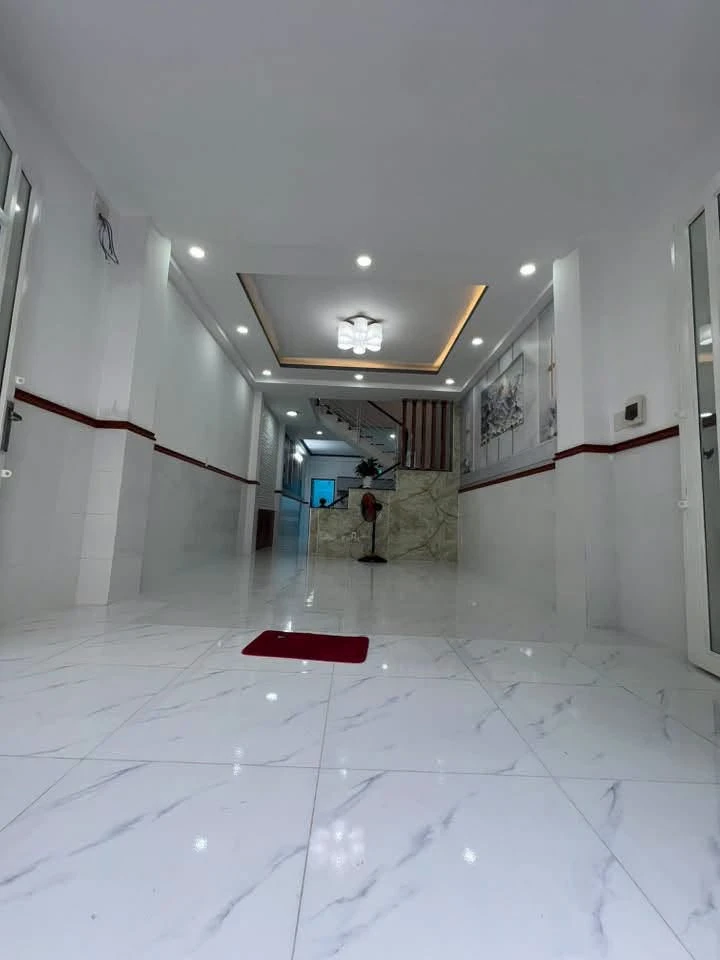 Bán nhà 3 tầng sân thượng 4x18 hẻm xe hơi gần chợ Bình Thành, Bình Tân giá 5,08 tỷ - Ảnh 1