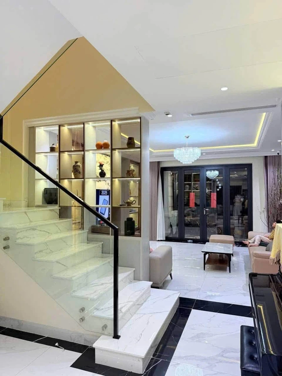 Bán biệt thự Thảo Điền 152m² 7 phòng ngủ Quận 2 - Ảnh thu nhỏ 3
