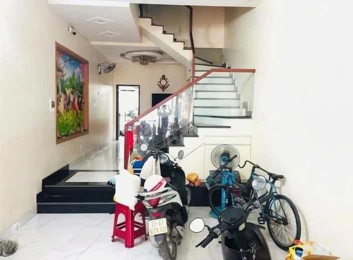 Bán nhà phố 4 phòng ngủ 100m² Hồ Sen, Bình Tân, giá 12 tỷ - Ảnh thu nhỏ 3
