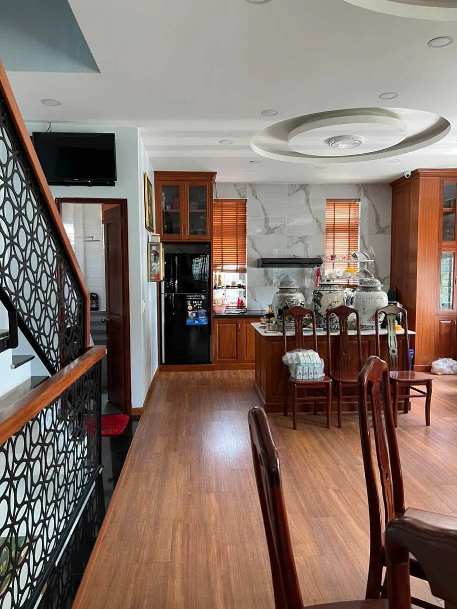 Bán nhà góc KDC Man Thiện 3, 6PN, 252m², 13 tỷ - Ảnh thu nhỏ 5