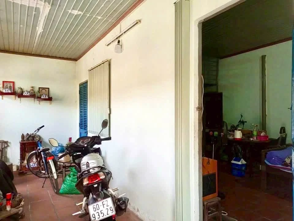 Bán đất 50m2 tặng nhà cấp 4 Trấn Biên 1,8 tỷ - Ảnh thu nhỏ 2