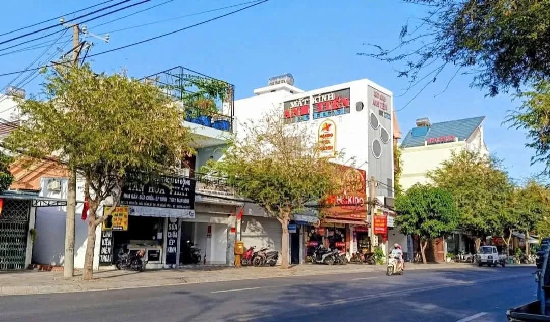 Bán nhà mặt tiền Nguyễn Hữu Cảnh 109,6m² 2PN Quận 1 - Ảnh 1