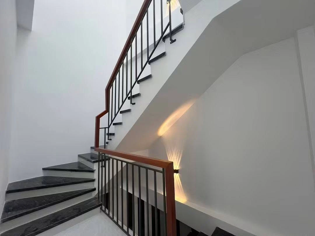 Bán nhà phố mặt tiền kinh doanh 100m² Bến Lức 3,5 tỷ - Ảnh thu nhỏ 5