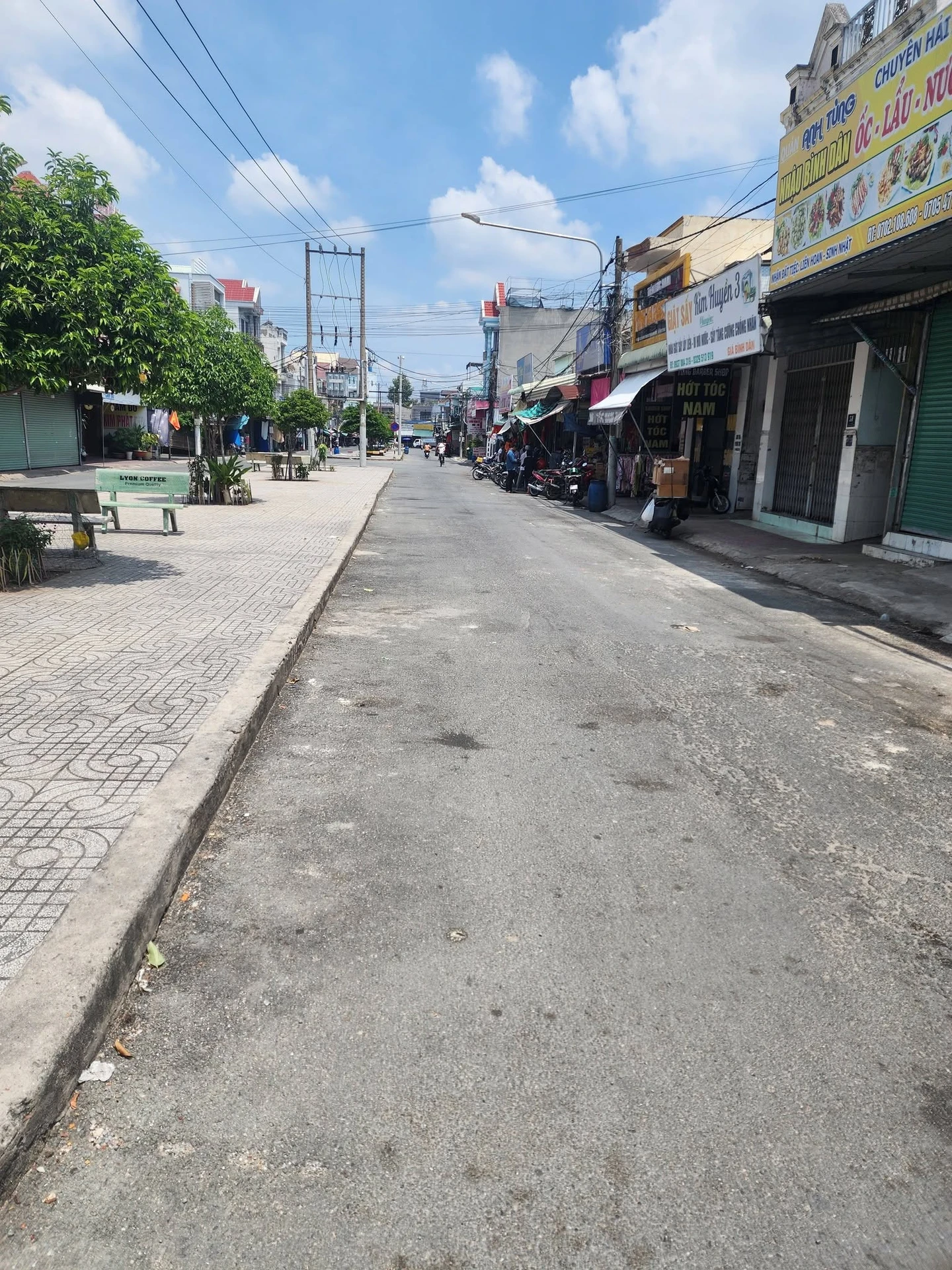Bán dãy trọ 150m2 gồm 1 kiot và 5 phòng, KDC 434 Bình Hòa, Thuận An, giá 7,3 tỷ - Ảnh 1