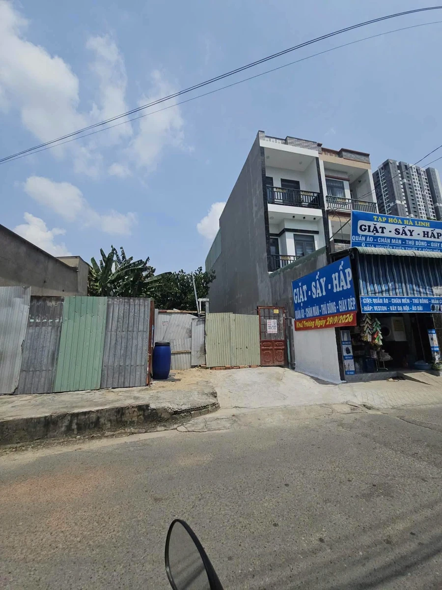 Bán đất mặt tiền Nguyễn Thiện Thuật 265.5m² Quận 12 - Ảnh 1