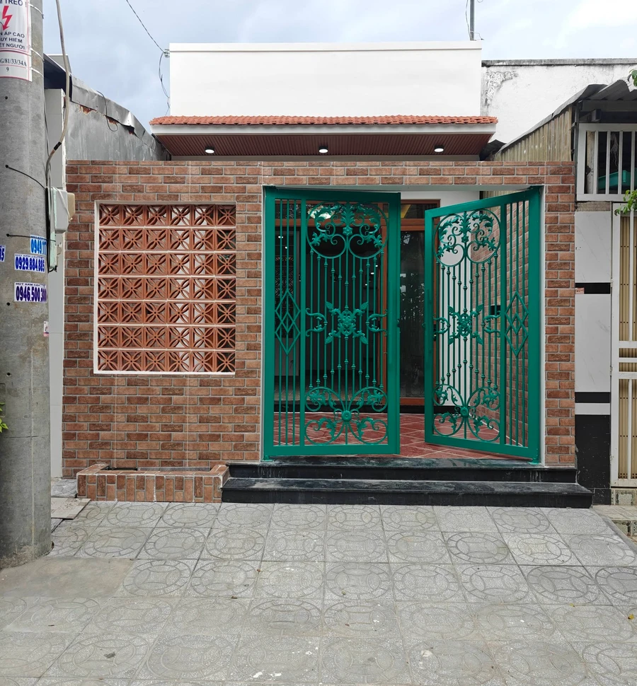 Bán nhà mặt tiền Lê Quang Định 3PN Rạch Giá 2,05 tỷ - Ảnh 1