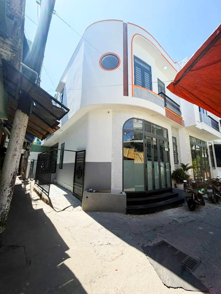 Bán nhà 2 tầng 80m² mặt hẻm Đống Đa Quận 1 - Ảnh 1