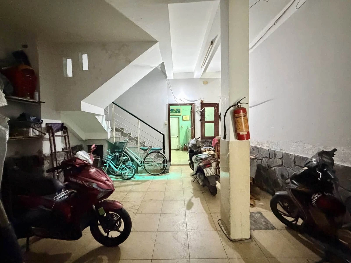 Bán nhà hẻm ô tô Phan Xích Long 99m², 4 tầng, 10 phòng, giá 17 tỷ, Phú Nhuận - Ảnh thu nhỏ 2