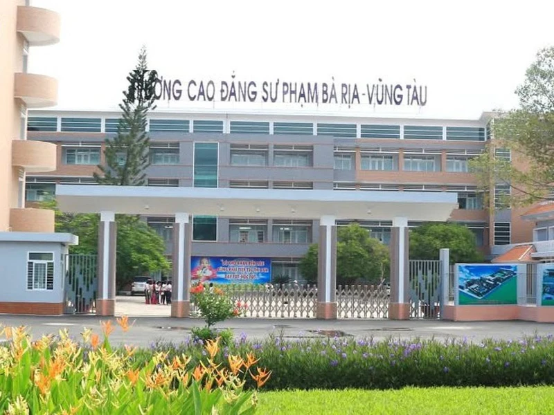 Bán nhà khu compound trung tâm Bà Rịa, 324m2, 3 tỷ 3