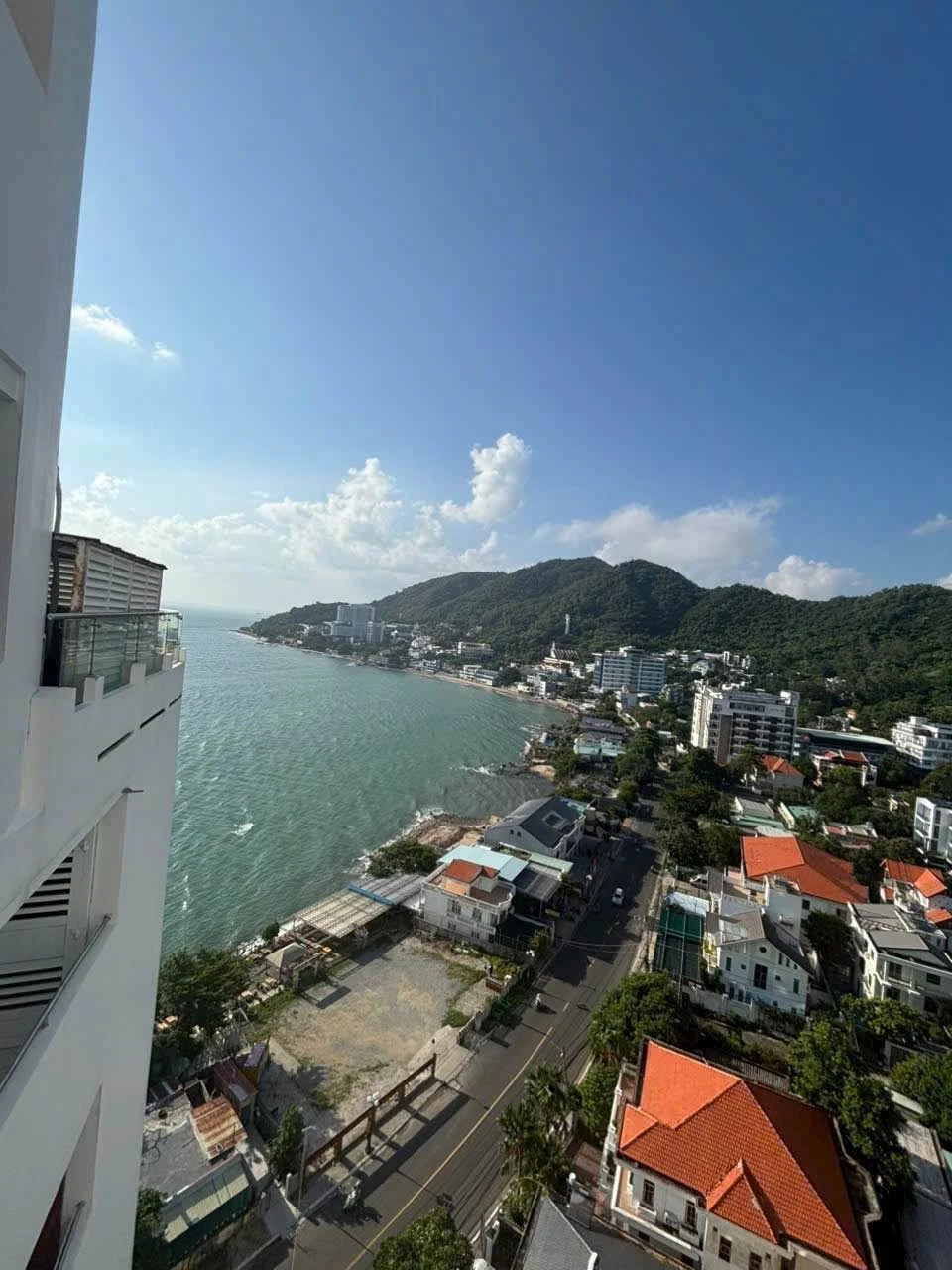 Bán căn hộ cao ốc Thủy Tiên 192m² 2PN view biển Vũng Tàu - Ảnh 1