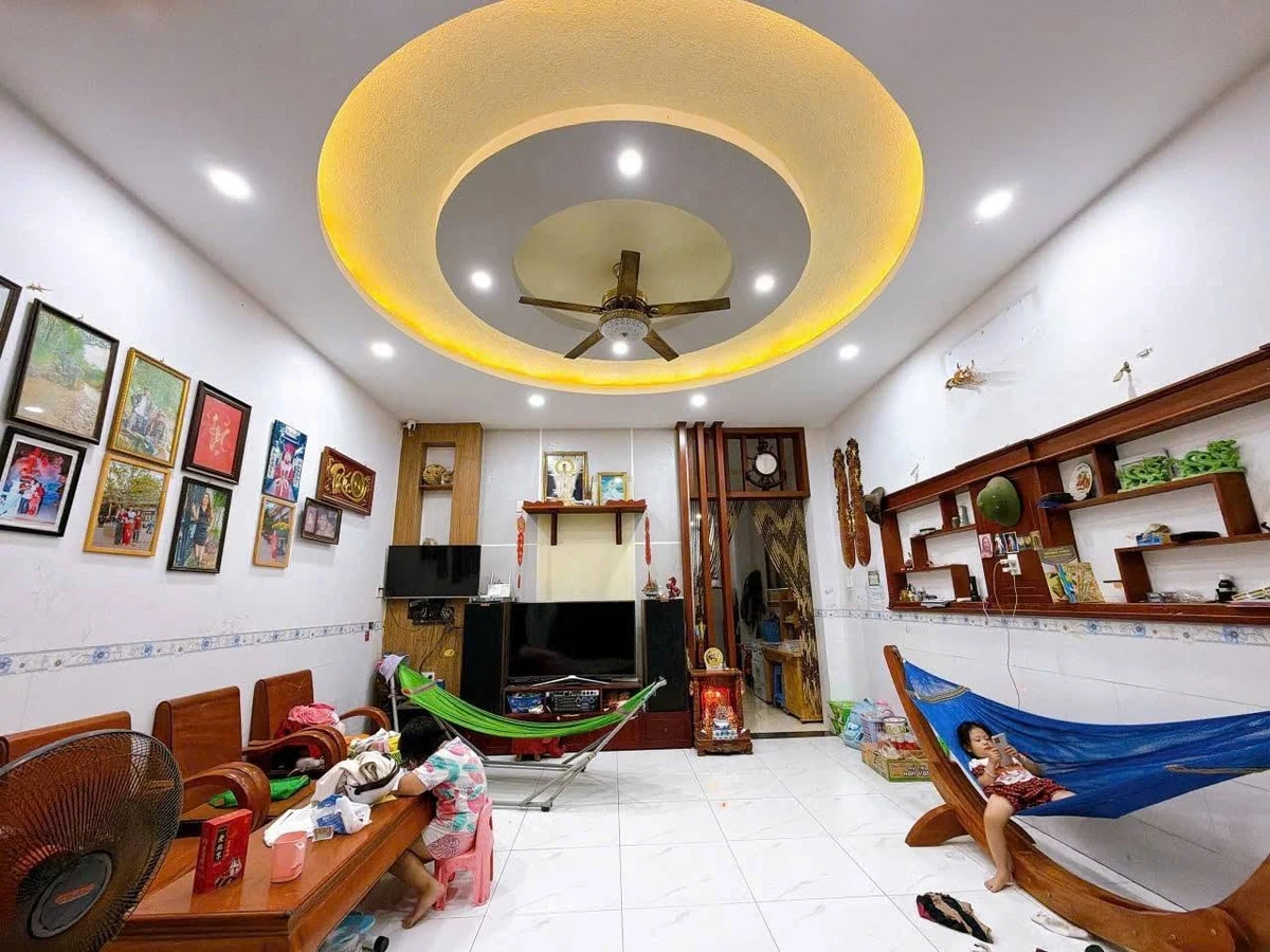 Bán nhà 1 lầu 1 trệt 140m² mặt tiền chợ, Long Bình, Đồng Nai - Ảnh thu nhỏ 4