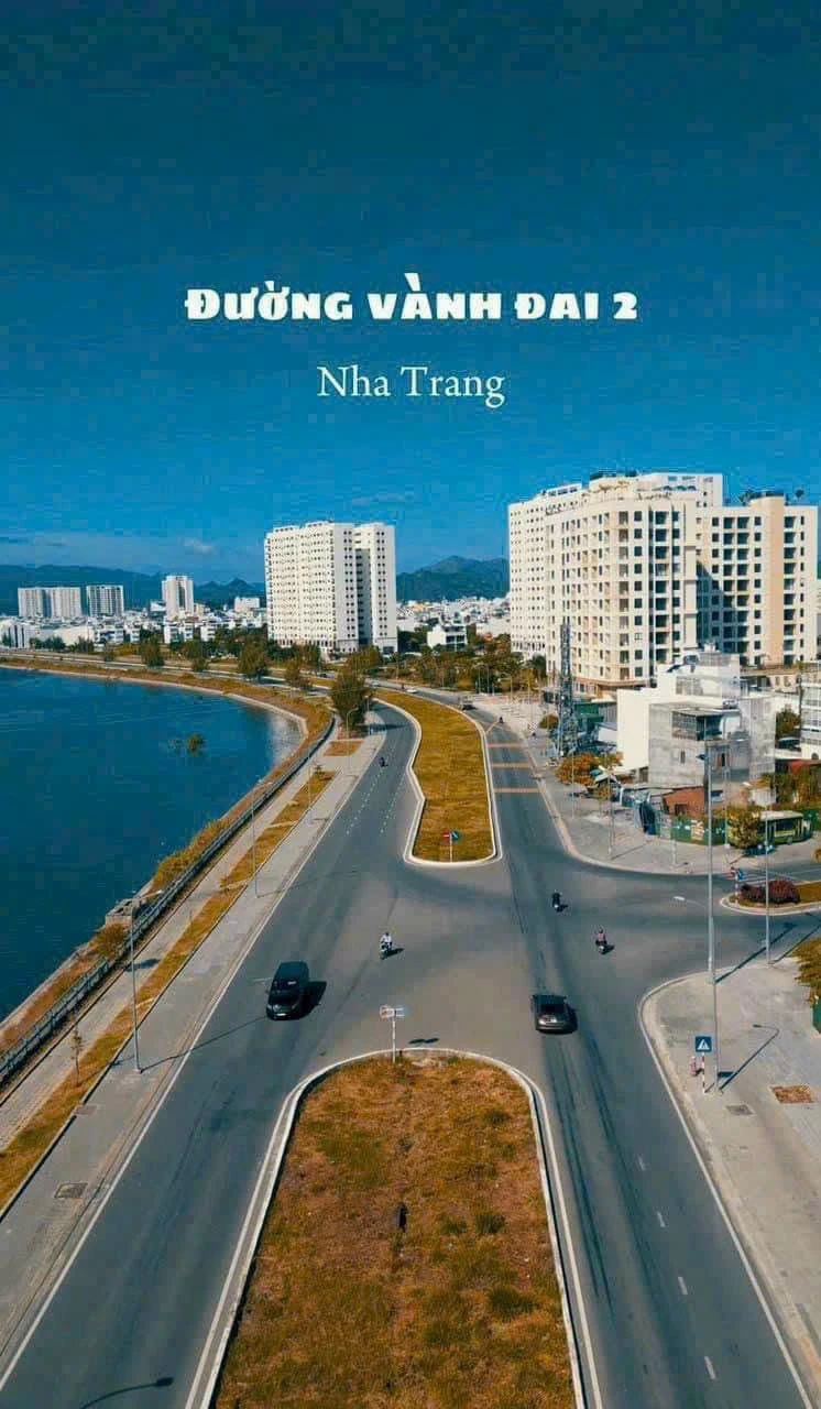 Bán hoặc cho thuê nhà 2 mặt tiền 90m2 view sông KĐT Hà Quang 1, Nha Trang - Ảnh 1