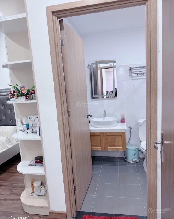 Bán căn góc 2 ban công, chỉ 2 tỷ 800, full nội thất đẹp, view không bị chắn. 0901 018 *** - Ảnh thu nhỏ 2