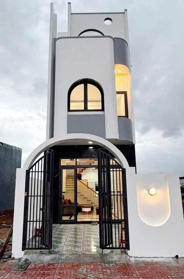 Nhà 3 tầng 74m² Nhơn Phú Quy Nhơn, giá 3 tỷ - Ảnh thu nhỏ 2