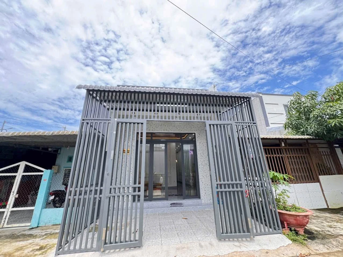 Bán nhà mặt tiền Đinh Thị Mai 80m² tại Cần Giờ, 1 tỷ 590 triệu - Ảnh thu nhỏ 2
