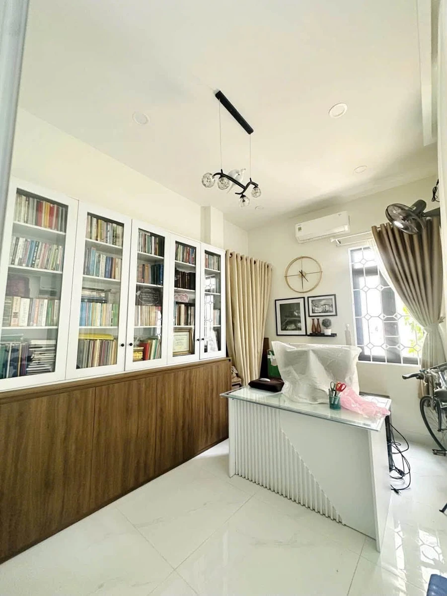 Bán nhà 4 tầng 83m2 Lạc Long Quân, Quận 11, giá 10,3 tỷ - Ảnh thu nhỏ 5