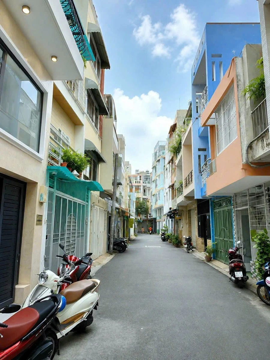 Bán nhà 3 tầng 74m² Phú Nhuận 13.5 tỷ - Ảnh 1