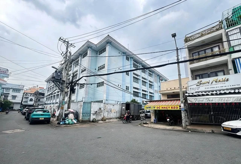 Bán nhà mặt tiền 4x20m 2 tầng Phùng Tá Chu Bình Tân 6 tỷ