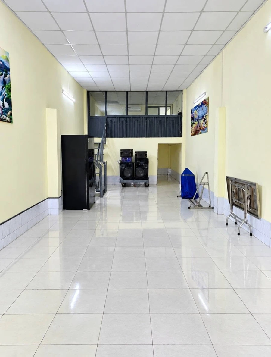 Bán nhà hẻm xe hơi Hương Lộ 2 DT 72m² giá nhỉnh 4 tỷ - Ảnh thu nhỏ 2