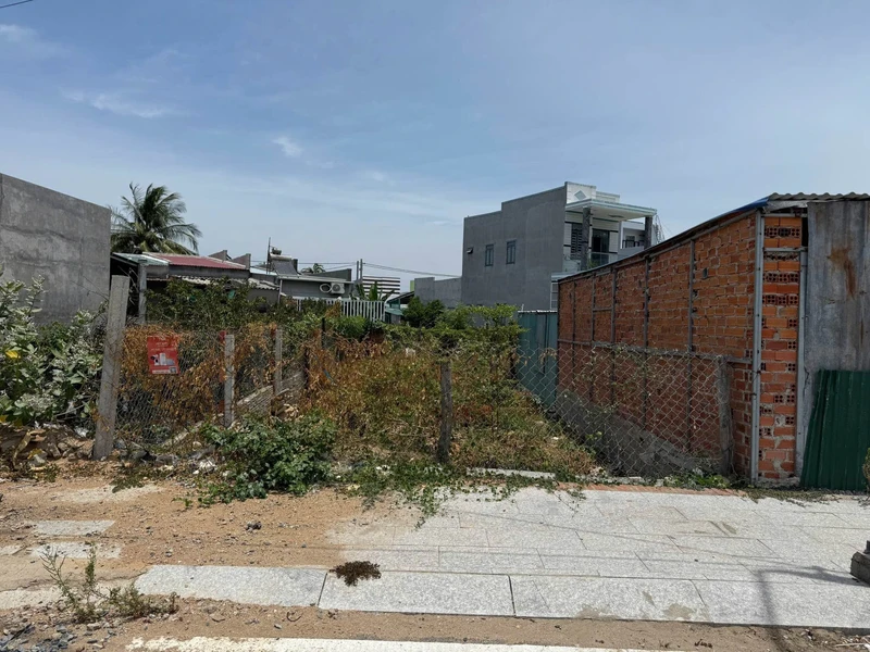 Bán lô đất biển Ninh Chữ 125m² mặt tiền kè Đầm Nại