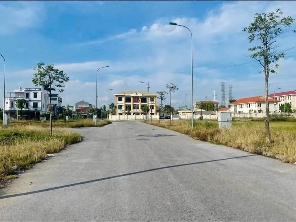 Bán đất 75m² sát Aeon Mall Quảng Thành, chỉ hơn 3 tỷ - Ảnh thu nhỏ 3