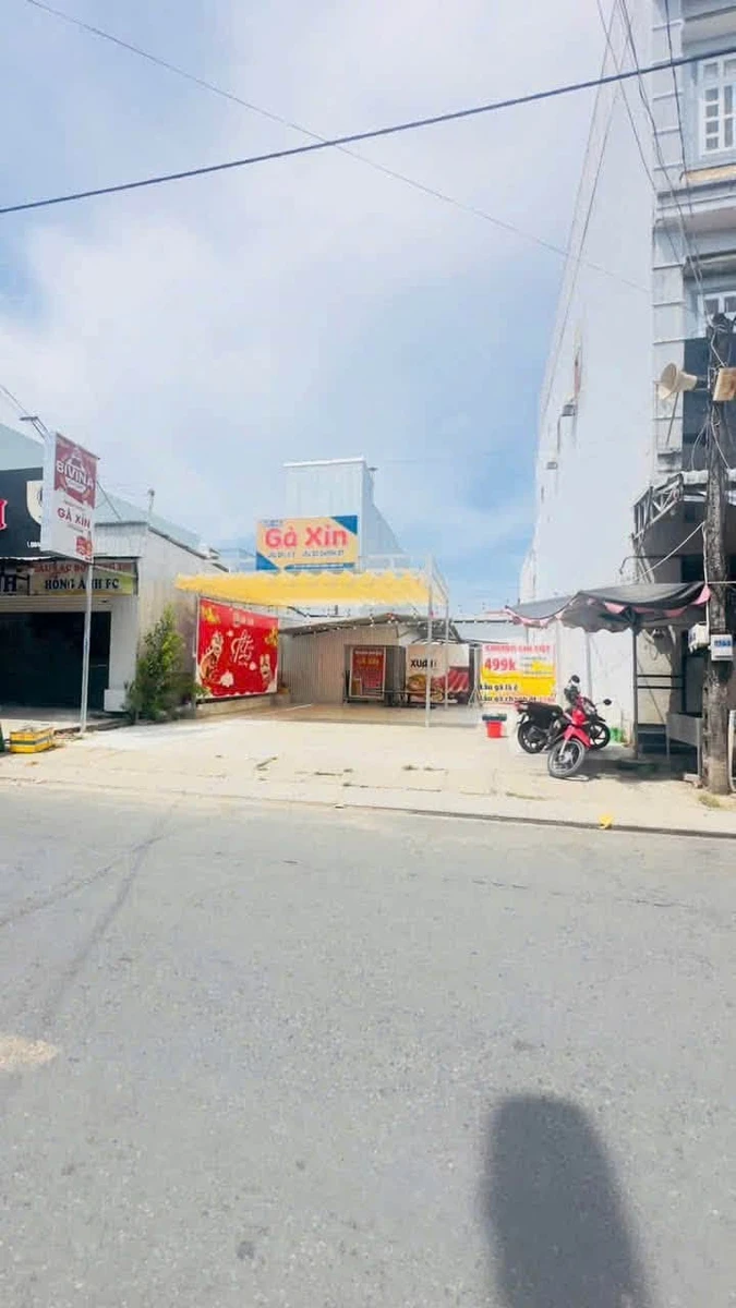 Bán cặp nền 10x20m đường Phạm Hùng gần cơm tấm Phạm Hùng, đang cho thuê 9 triệu/tháng - Ảnh thu nhỏ 3
