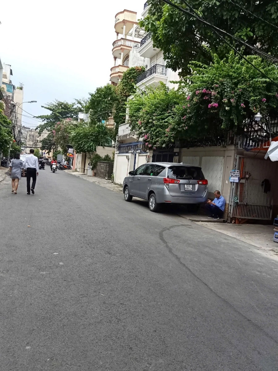 Bán nhà 3 mặt tiền Quận 1, Tân Định, 86m2, 39 tỷ - Ảnh thu nhỏ 2