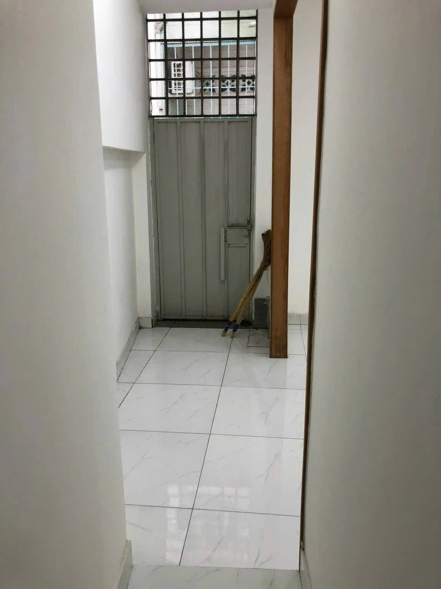 Bán nhà hẻm Lê Quang Định, Phường 11, Bình Thạnh, 45m2, 2PN, giá 5,68 tỷ - Ảnh thu nhỏ 4