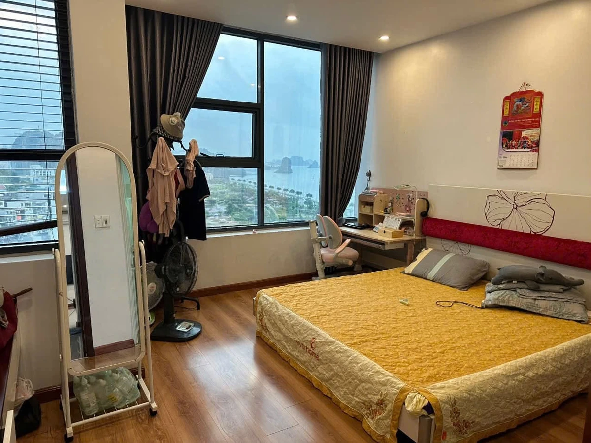 Bán căn hộ view biển 102m² 3 phòng ngủ Hạ Long giá 3 tỷ - Ảnh 1