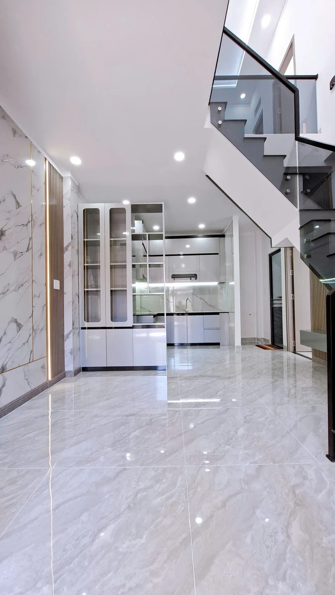 Bán nhà lầu 3 phòng ngủ 120m² Phường Biên Hòa 2.6 tỷ - Ảnh thu nhỏ 2